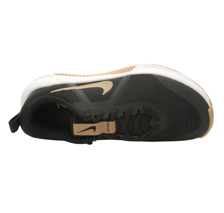 Nike Mc Trainer 3 Erkek Spor Ayakkabı Siyah Nike Mc Trainer 3 Erkek Spor Ayakkabı Siyah