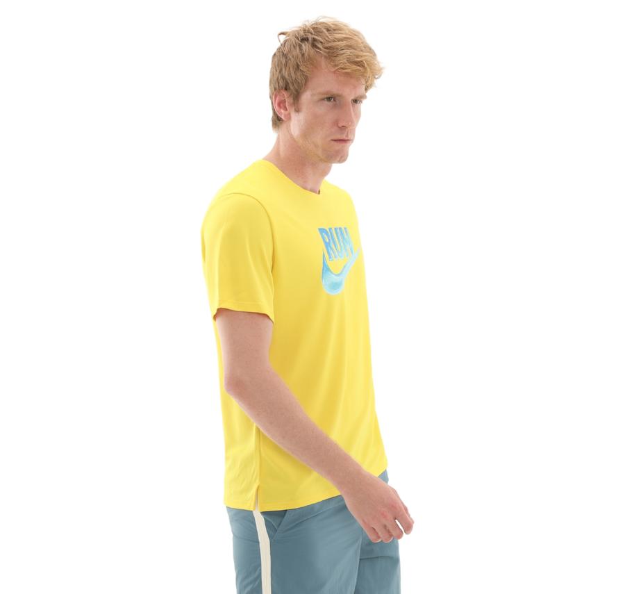 Nike Miler Run Energy Erkek T-Shirt Sarı Nike Miler Run Energy Erkek T-Shirt Sarı