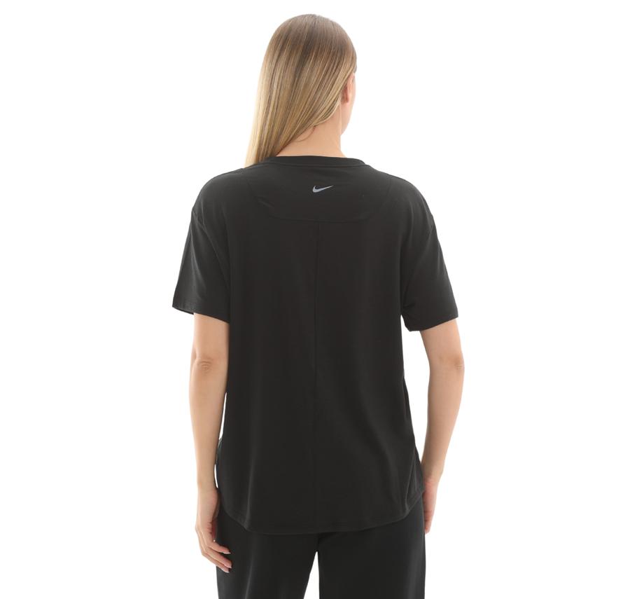 Nike One Relaxed Kadın T-Shirt Siyah Nike One Relaxed Kadın T-Shirt Siyah