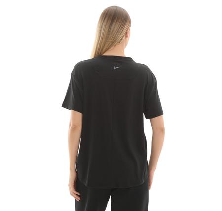 Nike One Relaxed Kadın T-Shirt Siyah Nike One Relaxed Kadın T-Shirt Siyah