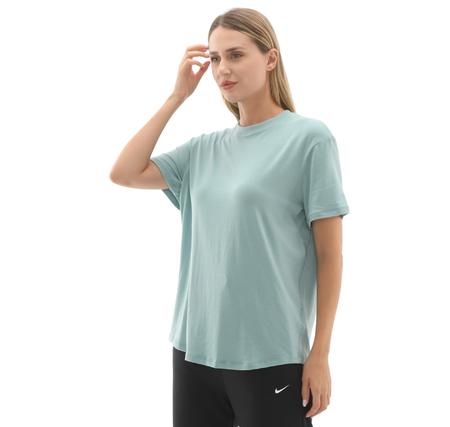 Nike One Relaxed Kadın T-Shirt Yeşil