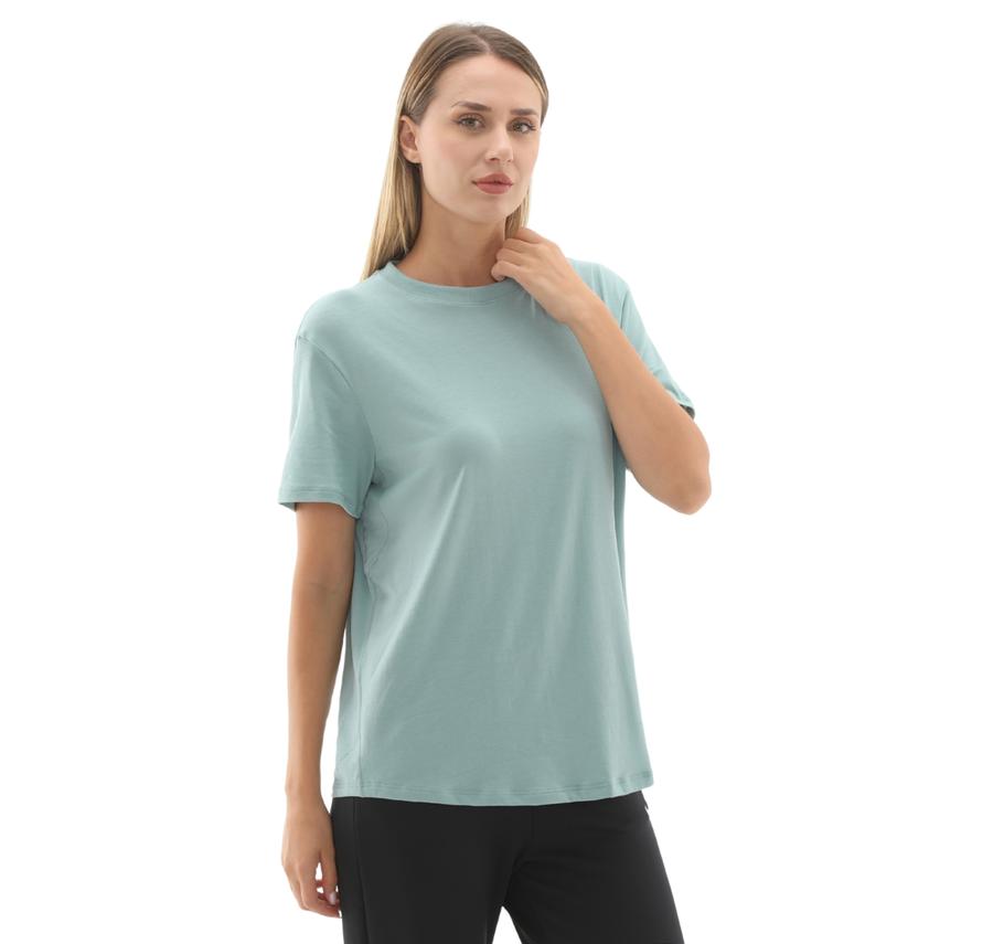 Nike One Relaxed Kadın T-Shirt Yeşil Nike One Relaxed Kadın T-Shirt Yeşil