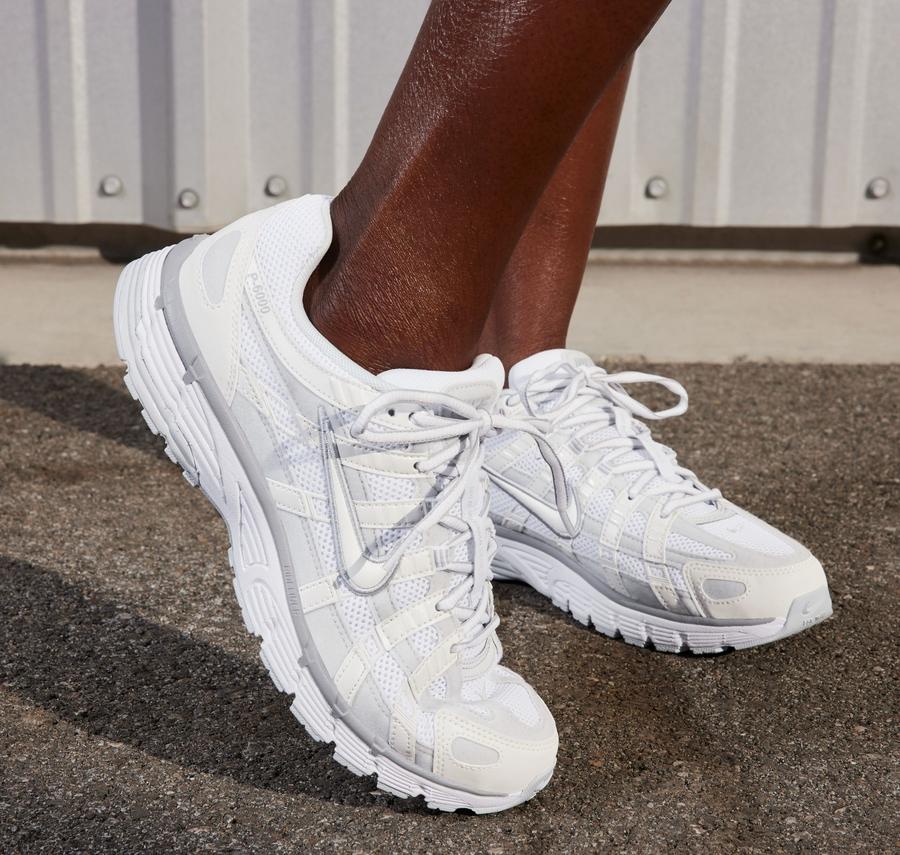 Nike P-6000 Kadın Spor Ayakkabı Beyaz Nike P-6000 Kadın Spor Ayakkabı Beyaz