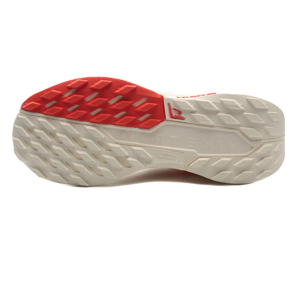 Nike Pegasus Trail 5 Gore-Tex Kadın Spor Ayakkabı Krem Nike Pegasus Trail 5 Gore-Tex Kadın Spor Ayakkabı Krem