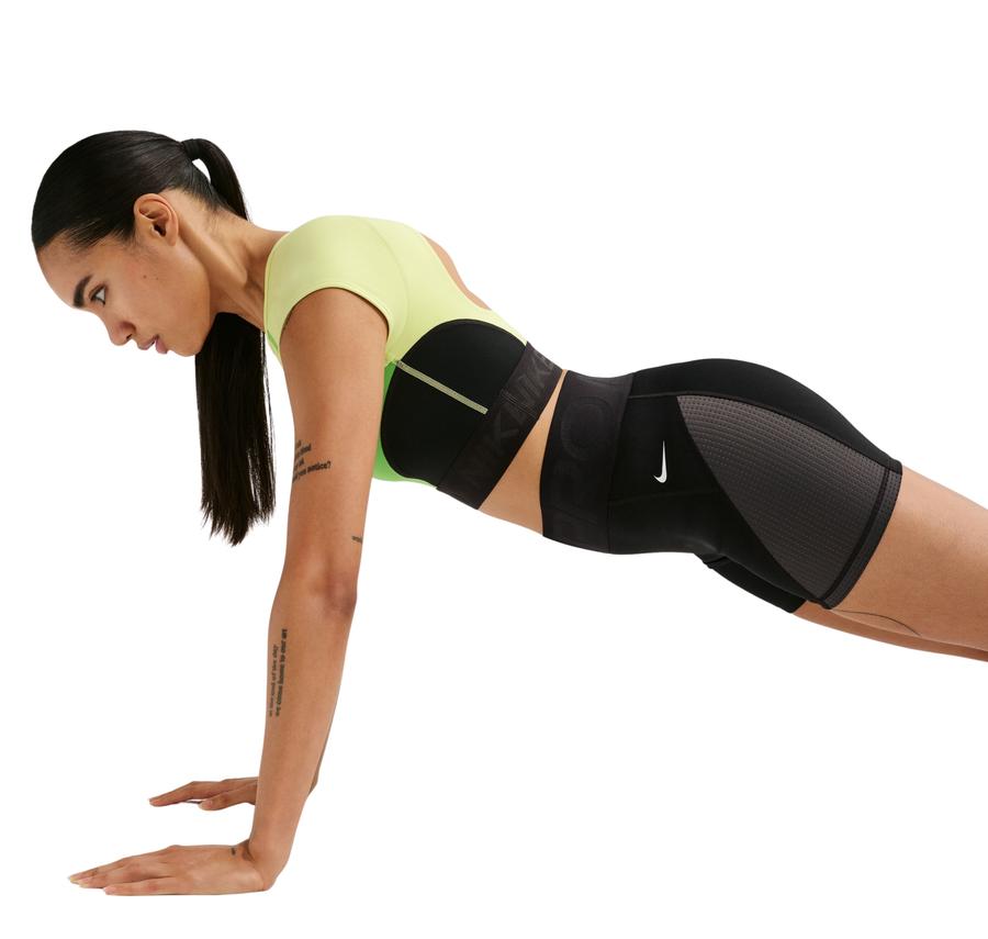 Nike Pro Sculpt Kadın Tayt Nike Pro Sculpt Kadın Tayt