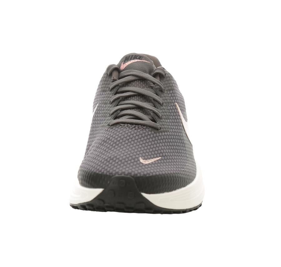 Nike Revolution 8 Kadın Spor Ayakkabı Siyah Nike Revolution 8 Kadın Spor Ayakkabı Siyah