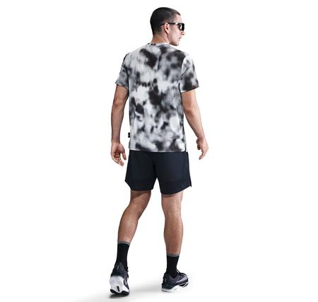 Nike Running Division Breathe Erkek T-Shirt Beyaz