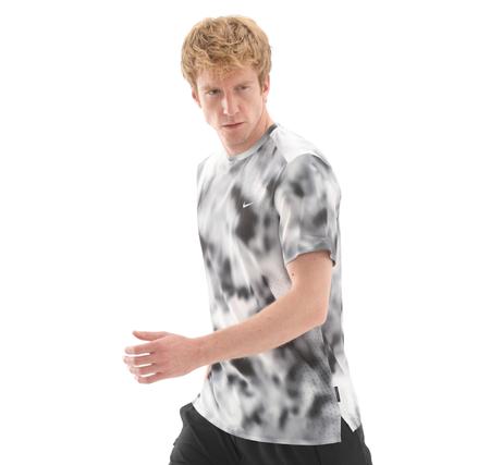 Nike Running Division Breathe Erkek T-Shirt Beyaz