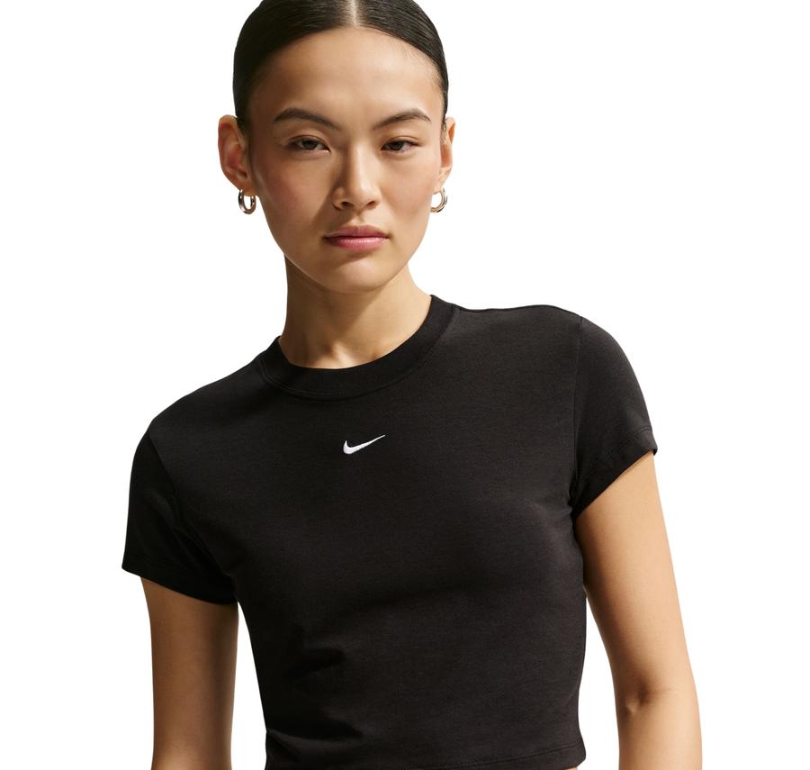 Nike Sportswear Chill Knit Kadın T-Shirt Nike Sportswear Chill Knit Kadın T-Shirt