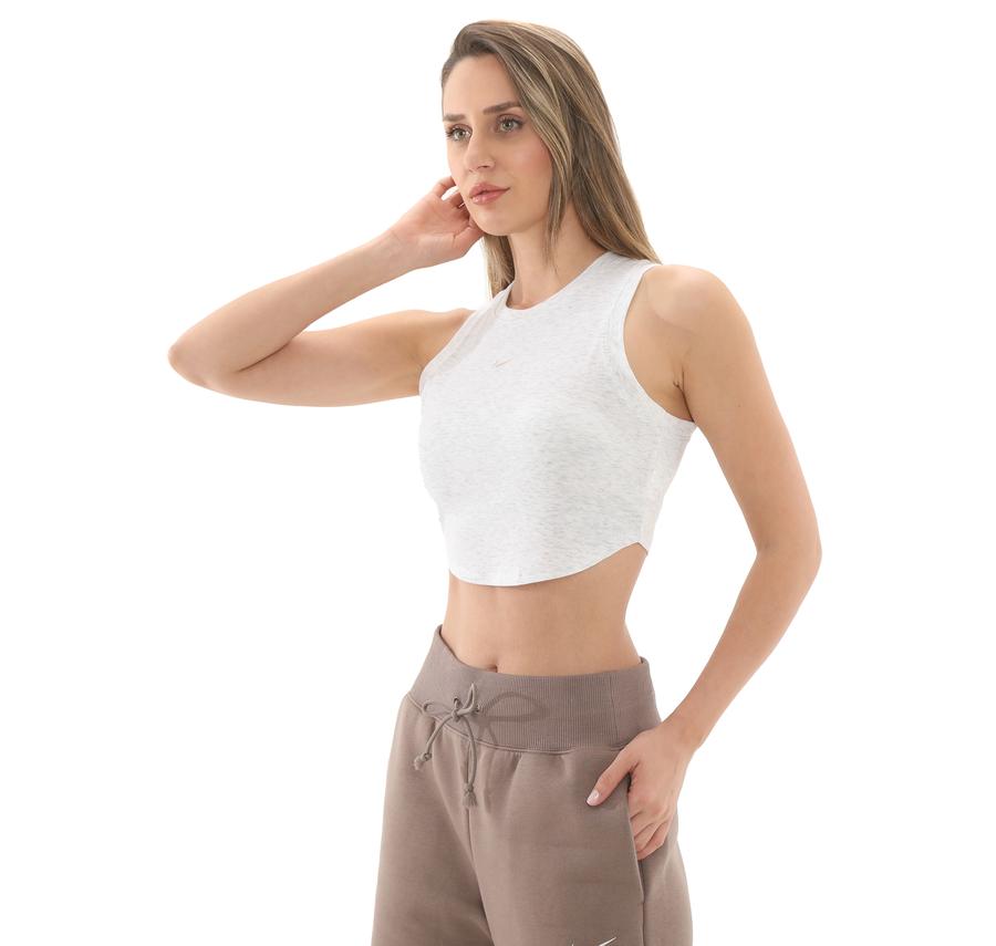 Nike Sportswear Chill Knit Kadın T-Shirt Beyaz Nike Sportswear Chill Knit Kadın T-Shirt Beyaz