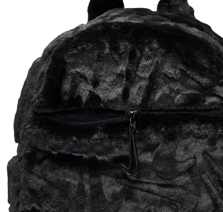 Nike Sportswear Futura Kadın Sırt Çantası Siyah Nike Sportswear Futura Kadın Sırt Çantası Siyah