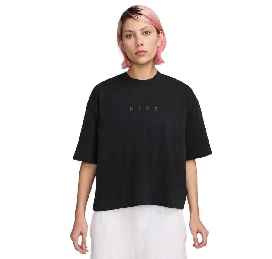 Nike Sportswear Kadın T-Shirt Nike Sportswear Kadın T-Shirt