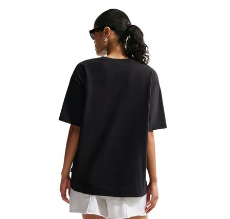 Nike Sportswear Kadın T-Shirt Siyah Nike Sportswear Kadın T-Shirt Siyah