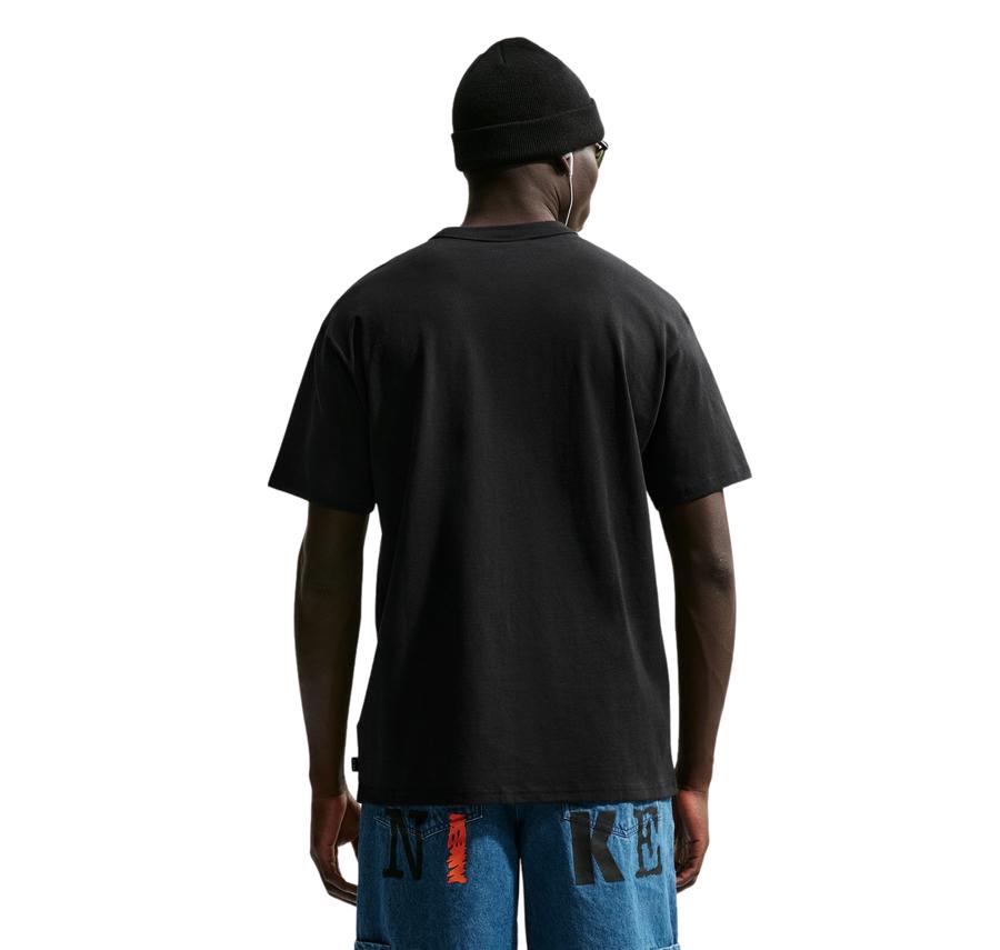 Nike Sportswear Premium Essentials Erkek T-Shirt Nike Sportswear Premium Essentials Erkek T-Shirt