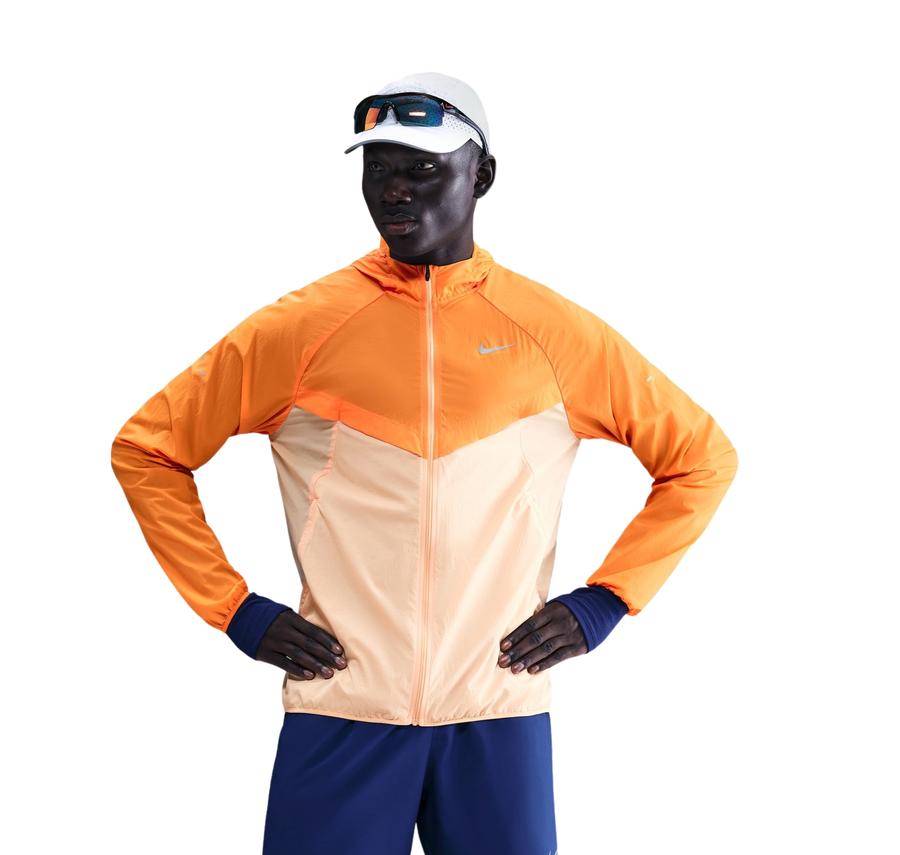 Nike Stride Erkek Yağmurluk-Rüzgarlık Turuncu Nike Stride Erkek Yağmurluk-Rüzgarlık Turuncu
