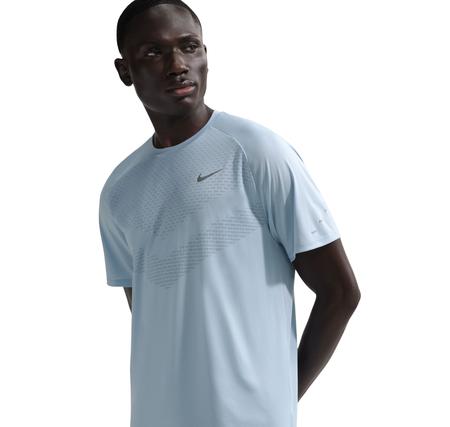 Nike Stride Erkek T-Shirt Mavi Nike Stride Erkek T-Shirt Mavi