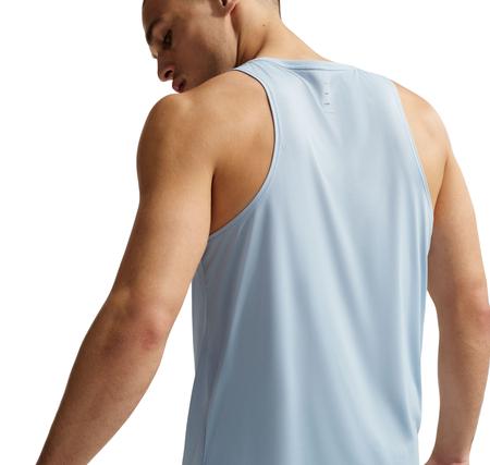 Nike Stride Erkek T-Shirt Nike Stride Erkek T-Shirt