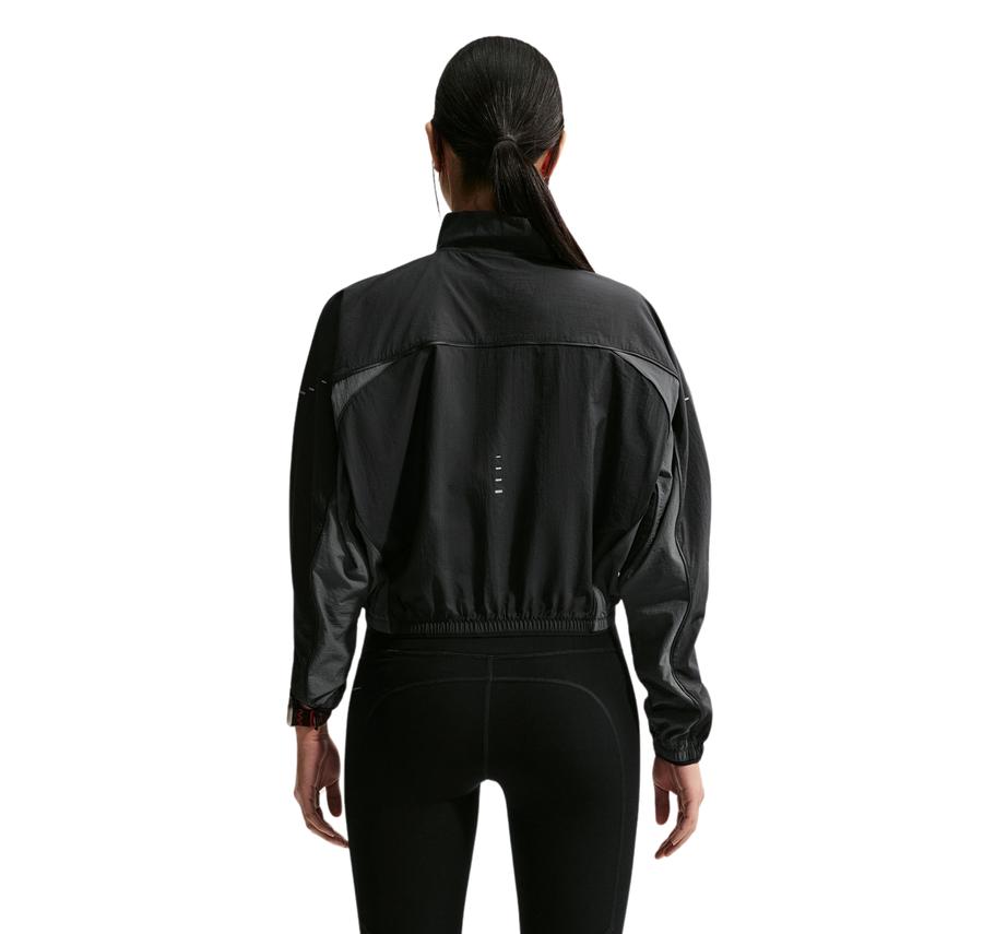 Nike Swift Kadın Yağmurluk-Rüzgarlık Siyah Nike Swift Kadın Yağmurluk-Rüzgarlık Siyah