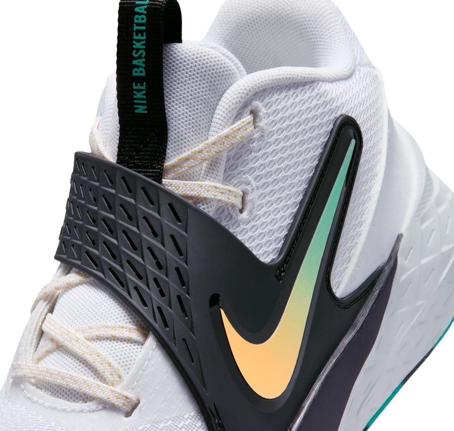 Nike Team Hustle D 12 Çocuk Spor Ayakkabı Beyaz Nike Team Hustle D 12 Çocuk Spor Ayakkabı Beyaz