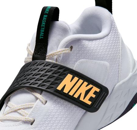 Nike Team Hustle D 12 Çocuk Spor Ayakkabı Beyaz