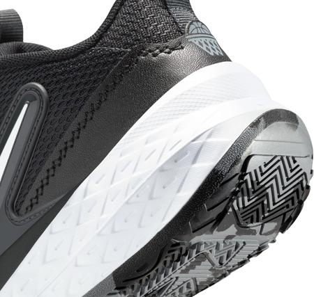 Nike Team Hustle D 12 Çocuk Spor Ayakkabı Siyah