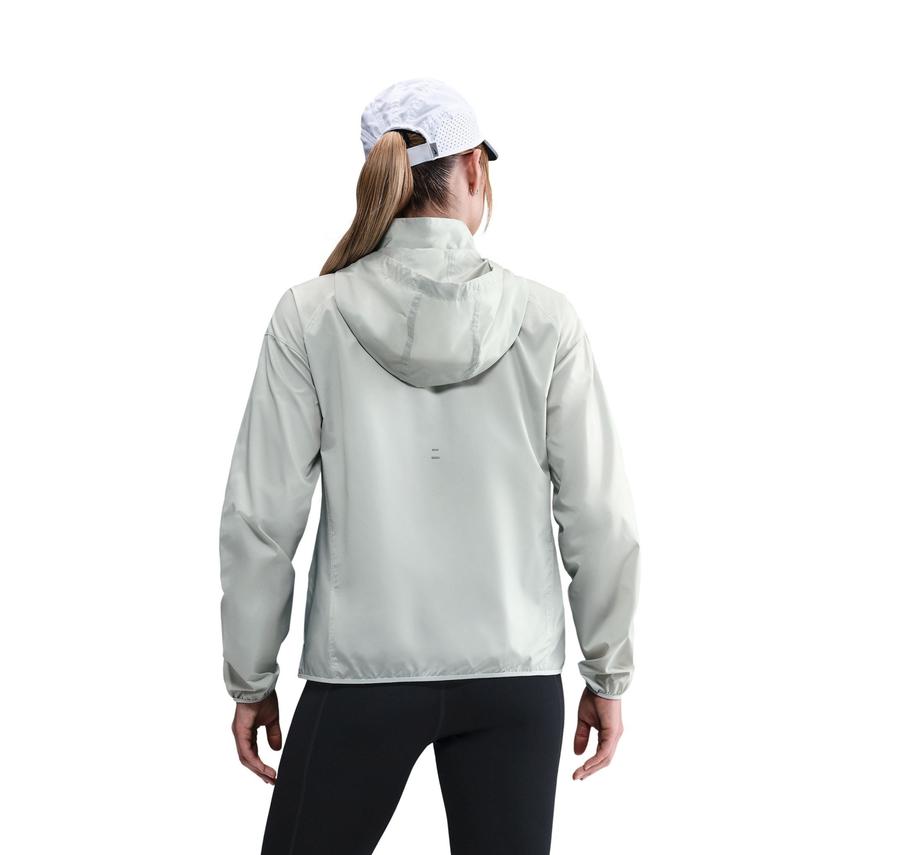 Nike Tempo Kadın Yağmurluk-Rüzgarlık Gri Nike Tempo Kadın Yağmurluk-Rüzgarlık Gri