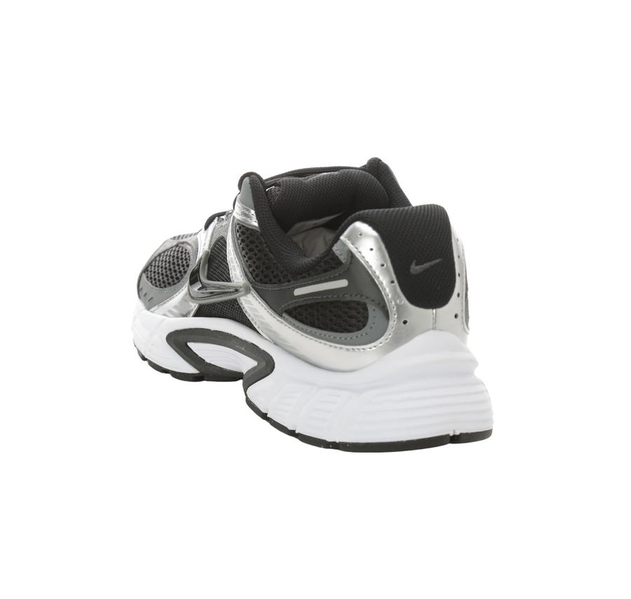 Nike V5 Rnr Erkek Spor Ayakkabı Siyah Nike V5 Rnr Erkek Spor Ayakkabı Siyah