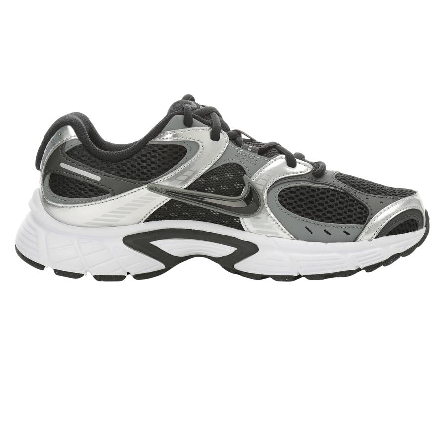 Nike V5 Rnr Erkek Spor Ayakkabı Siyah Nike V5 Rnr Erkek Spor Ayakkabı Siyah