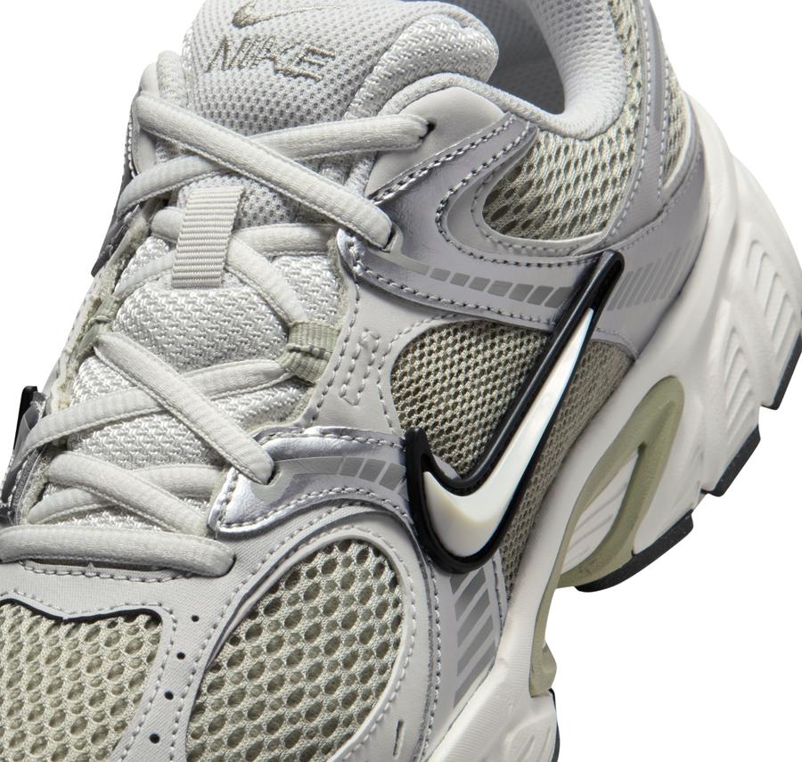 Nike V5 Rnr Kadın Spor Ayakkabı Gri Nike V5 Rnr Kadın Spor Ayakkabı Gri