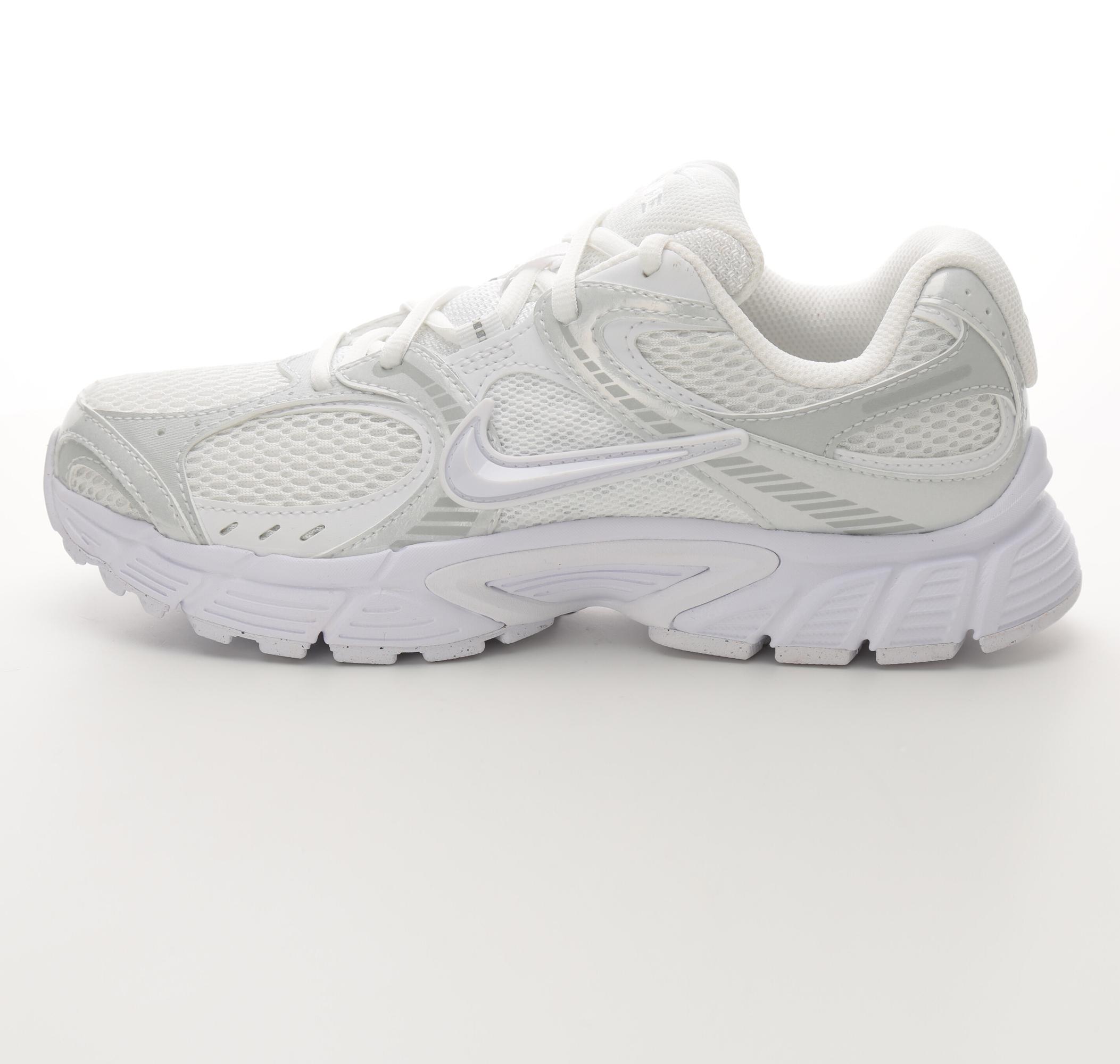 Женские кроссовки Nike V5 Rnr