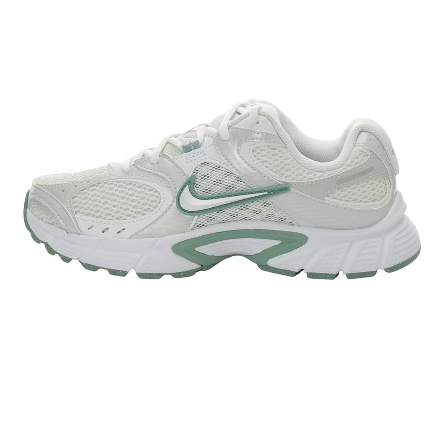 Nike V5 Rnr Kadın Spor Ayakkabı Beyaz Nike V5 Rnr Kadın Spor Ayakkabı Beyaz