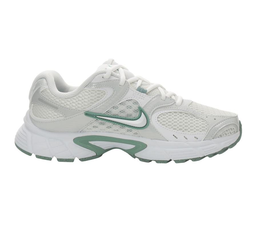 Nike V5 Rnr Kadın Spor Ayakkabı Beyaz Nike V5 Rnr Kadın Spor Ayakkabı Beyaz