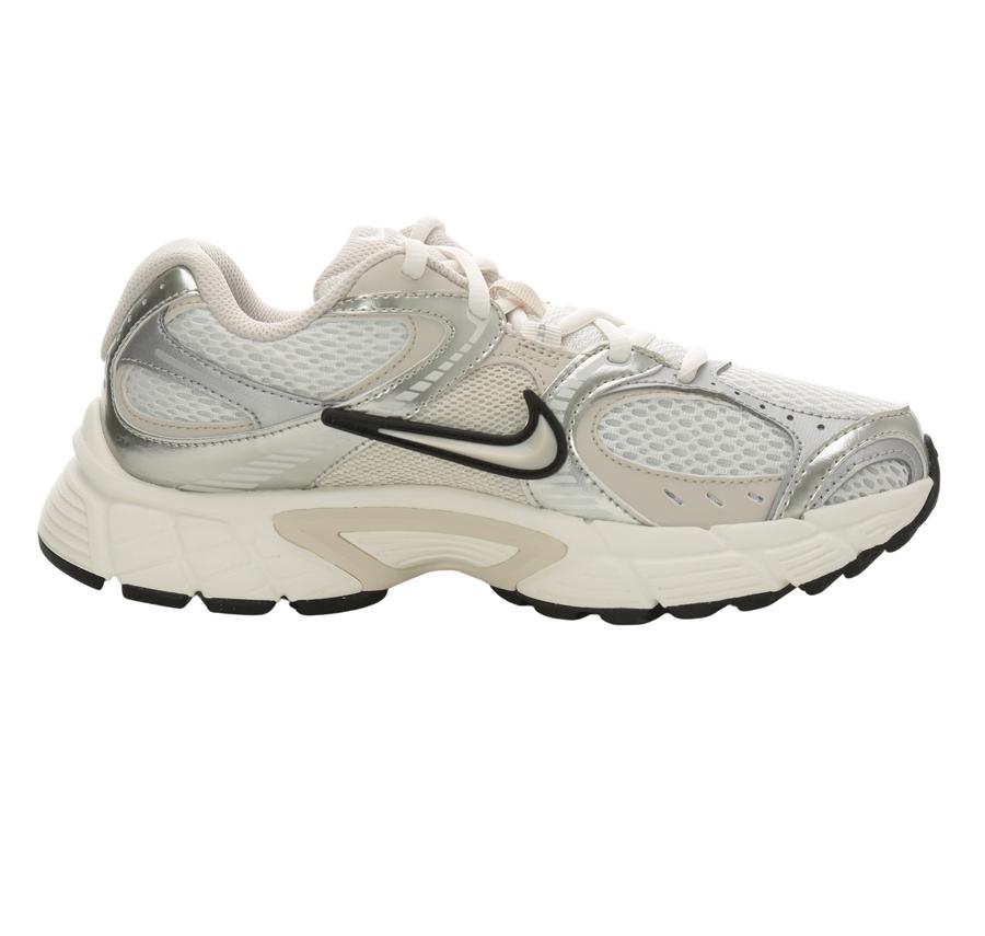 Nike V5 Rnr Kadın Spor Ayakkabı Gri Nike V5 Rnr Kadın Spor Ayakkabı Gri