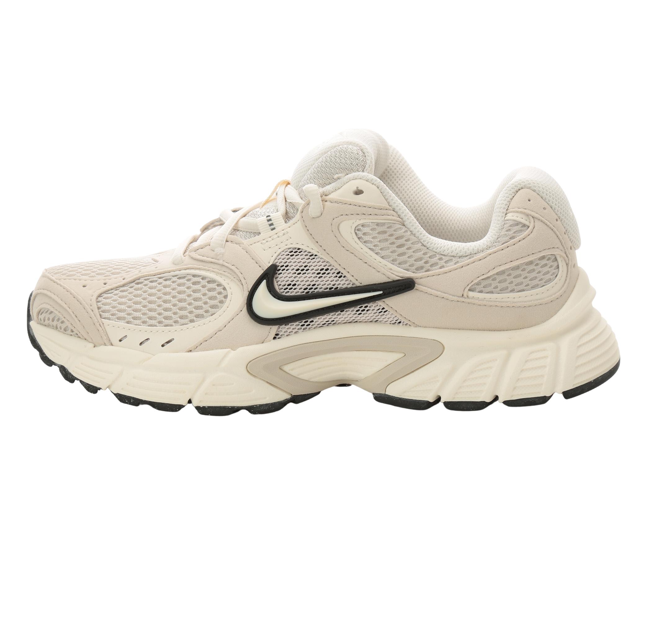 Женские кроссовки Nike V5 Rnr Krem