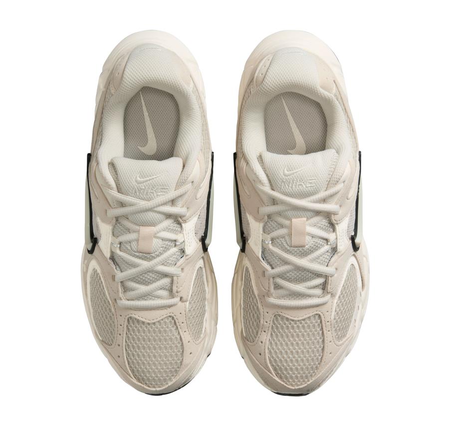 Nike Bej Nike V5 RNR