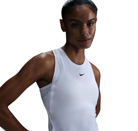 Nike Victory Kadın T-Shirt Beyaz