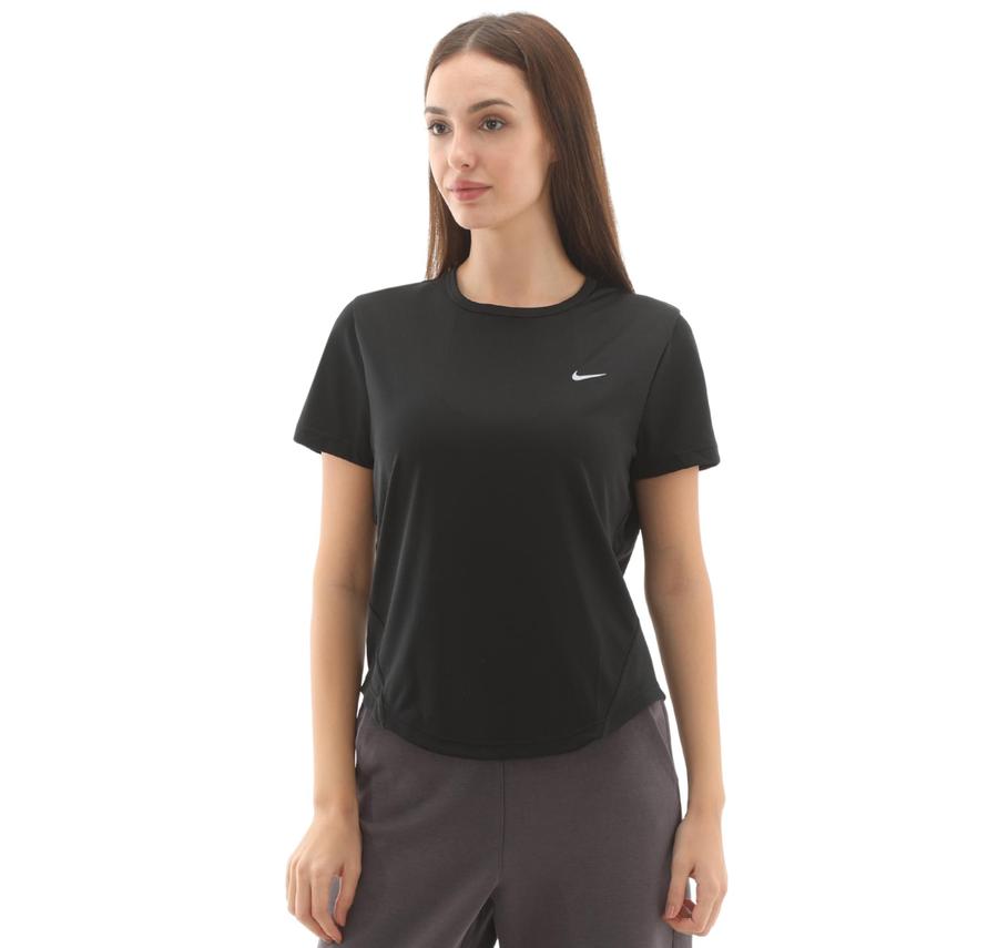 Nike W Nk Tempo Df Ss Top Kadın T-Shirt Siyah Nike W Nk Tempo Df Ss Top Kadın T-Shirt Siyah