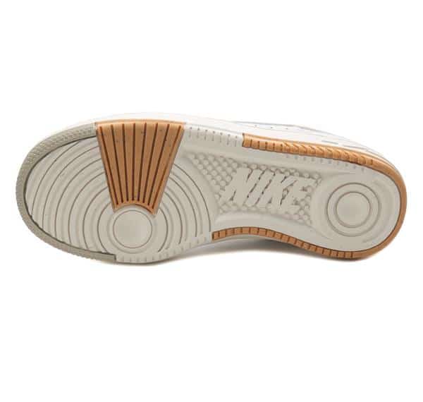 Nike Wmns Gamma Force Kadın Spor Ayakkabı Beyaz Nike Wmns Gamma Force Kadın Spor Ayakkabı Beyaz