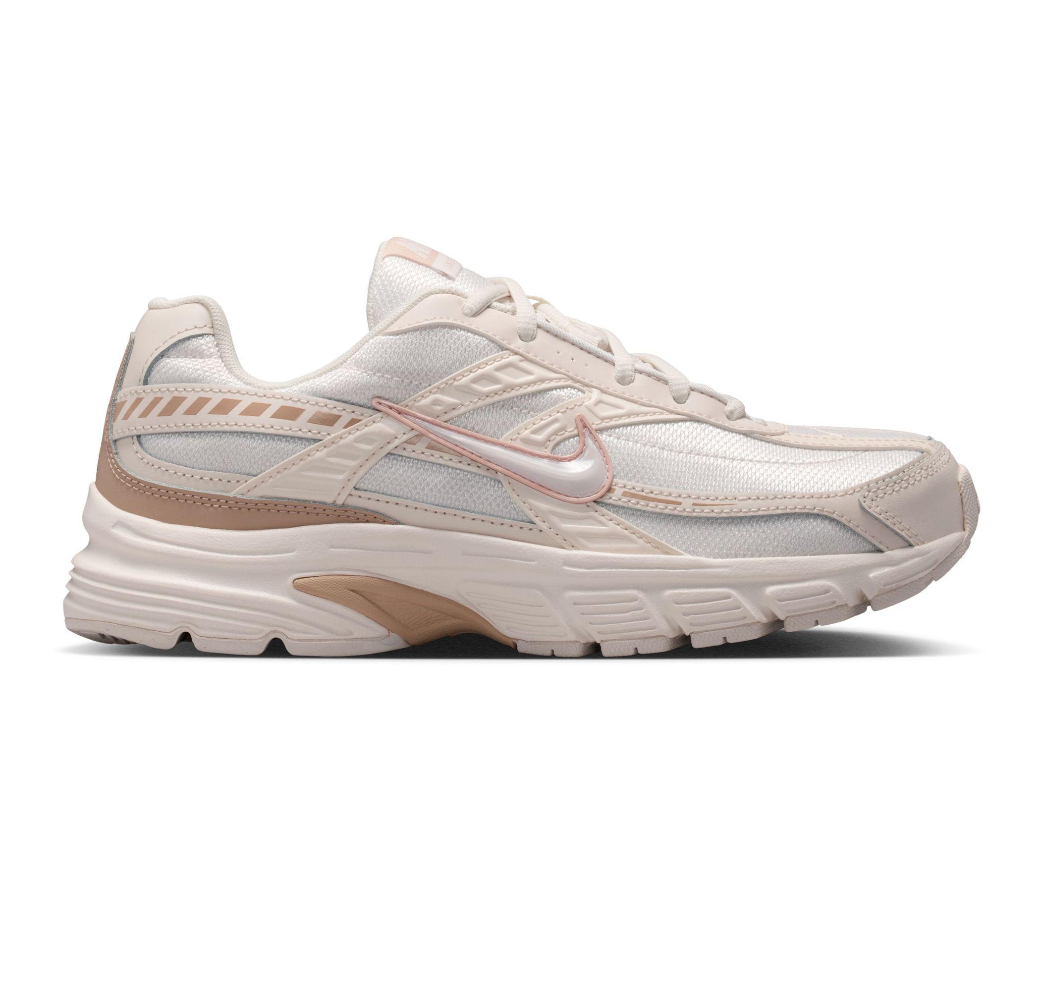 Женские кроссовки Nike Wmns Initiator Sütlü
