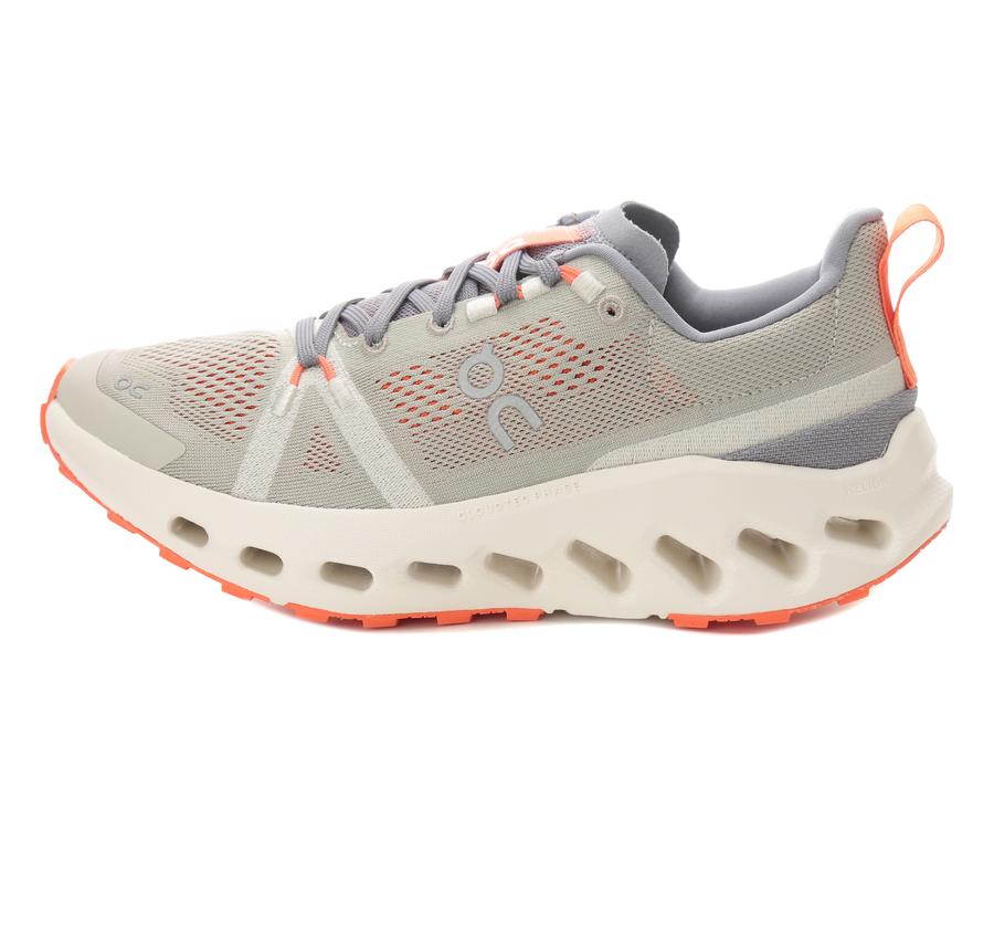 On Cloudsurfer Trail Kadın Spor Ayakkabı Beyaz On Cloudsurfer Trail Kadın Spor Ayakkabı Beyaz