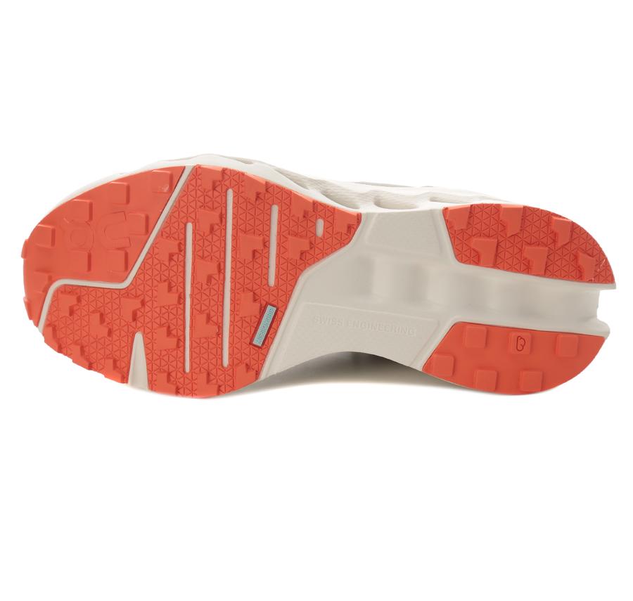 On Cloudsurfer Trail Kadın Spor Ayakkabı Beyaz On Cloudsurfer Trail Kadın Spor Ayakkabı Beyaz