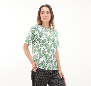 Puma Ess+ Blossom Aop Tee Kadın T-Shirt Yeşil