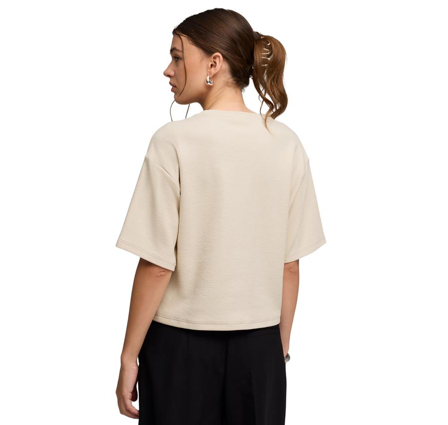 Puma Ess Elevated Tee Kadın T-Shirt Puma Ess Elevated Tee Kadın T-Shirt