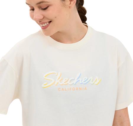 Skechers W Crop Graphic T-Shirt Kadın Bej Skechers W Crop Graphic T-Shirt Kadın Bej