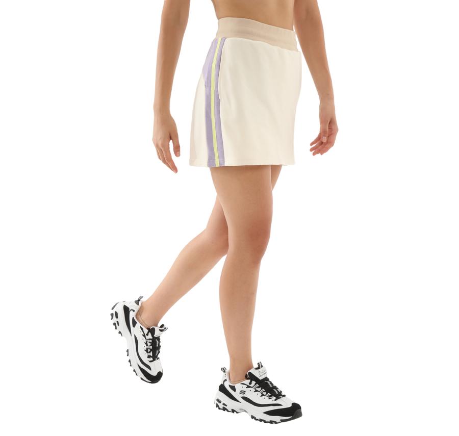 Skechers W Diagonal Lw Fleece Sweatshort Kadın Elbise - Etek Krem Skechers W Diagonal Lw Fleece Sweatshort Kadın Elbise - Etek Krem