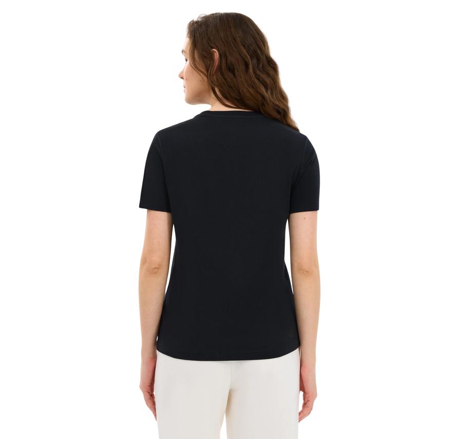 Skechers W Essential Crewneck T-Shirt Kadın T-Shirt Skechers W Essential Crewneck T-Shirt Kadın T-Shirt