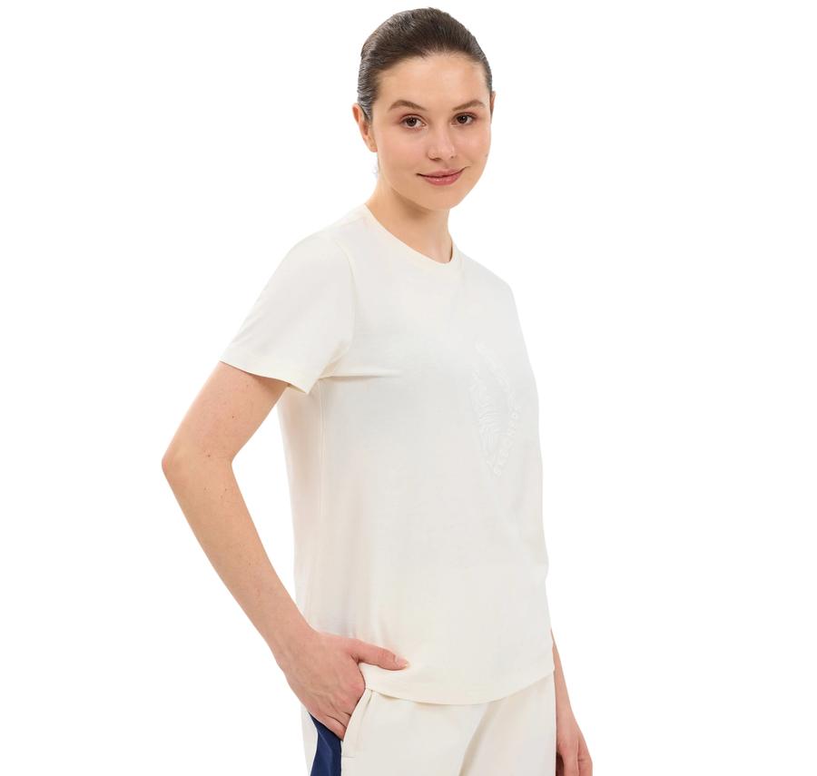 Skechers W Regular Fit Graphic Kadın T-Shirt Beyaz Skechers W Regular Fit Graphic Kadın T-Shirt Beyaz