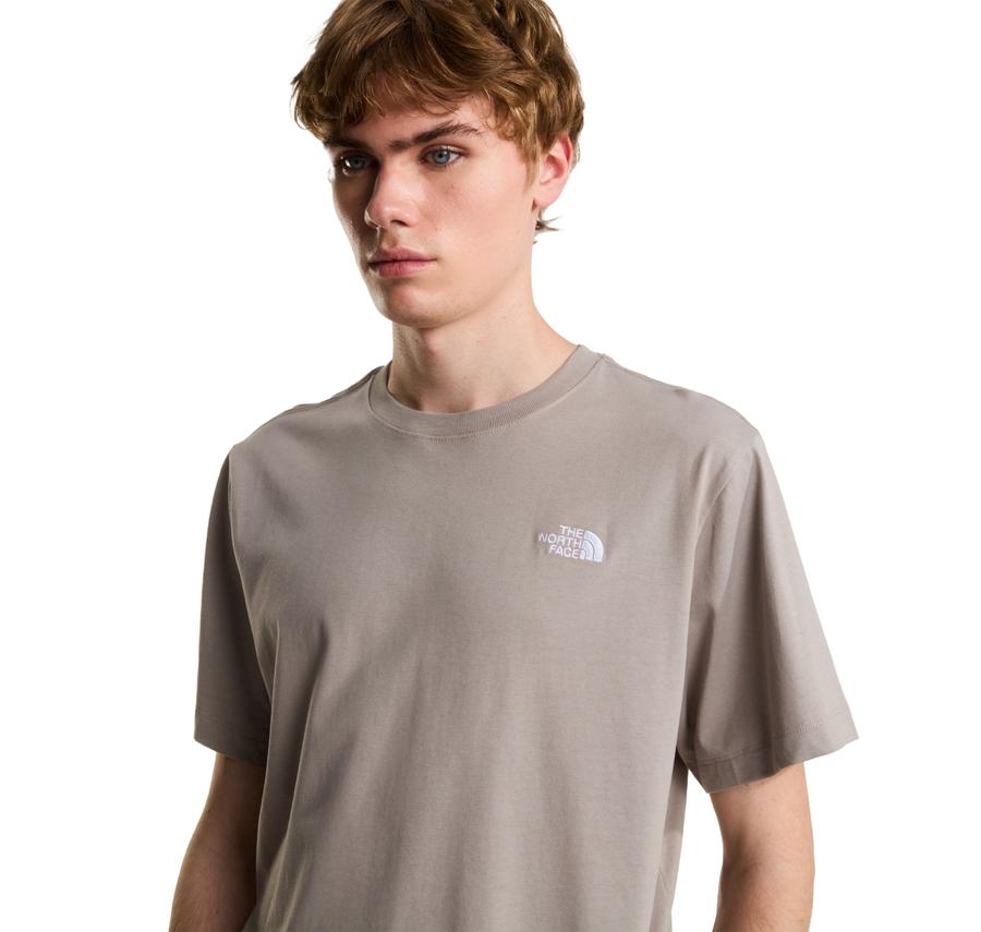 The North Face M Evolutıon Sımple Dome Regular Short Sl Erkek T-Shirt Krem The North Face M Evolutıon Sımple Dome Regular Short Sl Erkek T-Shirt Krem