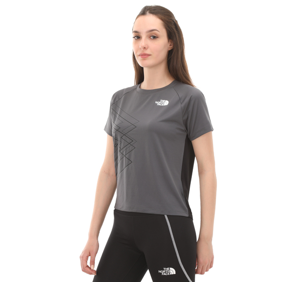 The North Face W Ma S-S Tee Graphıc Kadın T-Shirt Antrasit The North Face W Ma S-S Tee Graphıc Kadın T-Shirt Antrasit