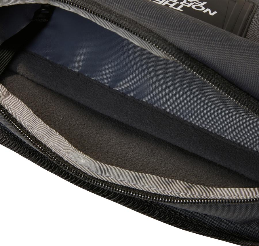 The North Face Y2K Hıp Pack Bel Çantası Siyah The North Face Y2K Hıp Pack Bel Çantası Siyah